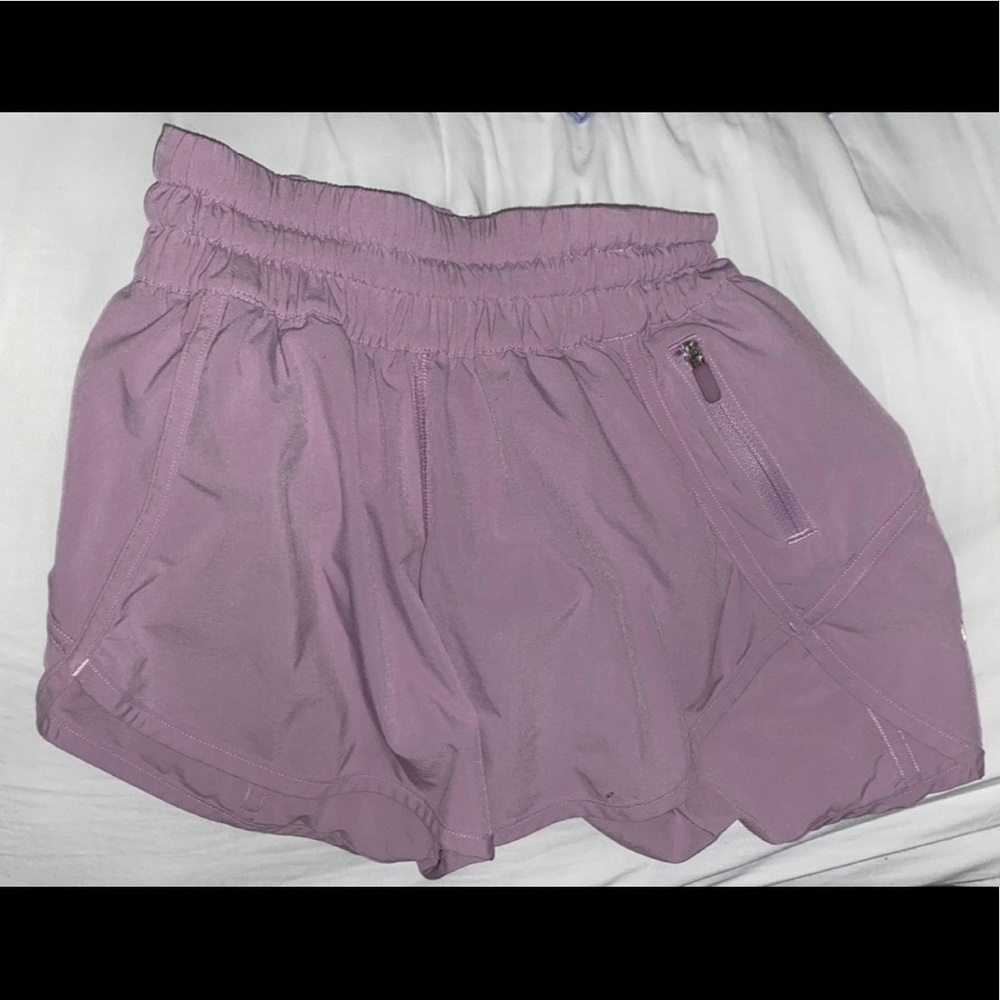 Lululemon hotty hot shorts size 2